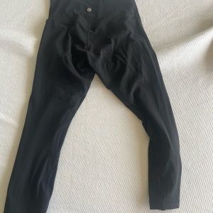 Black lululemon leggings